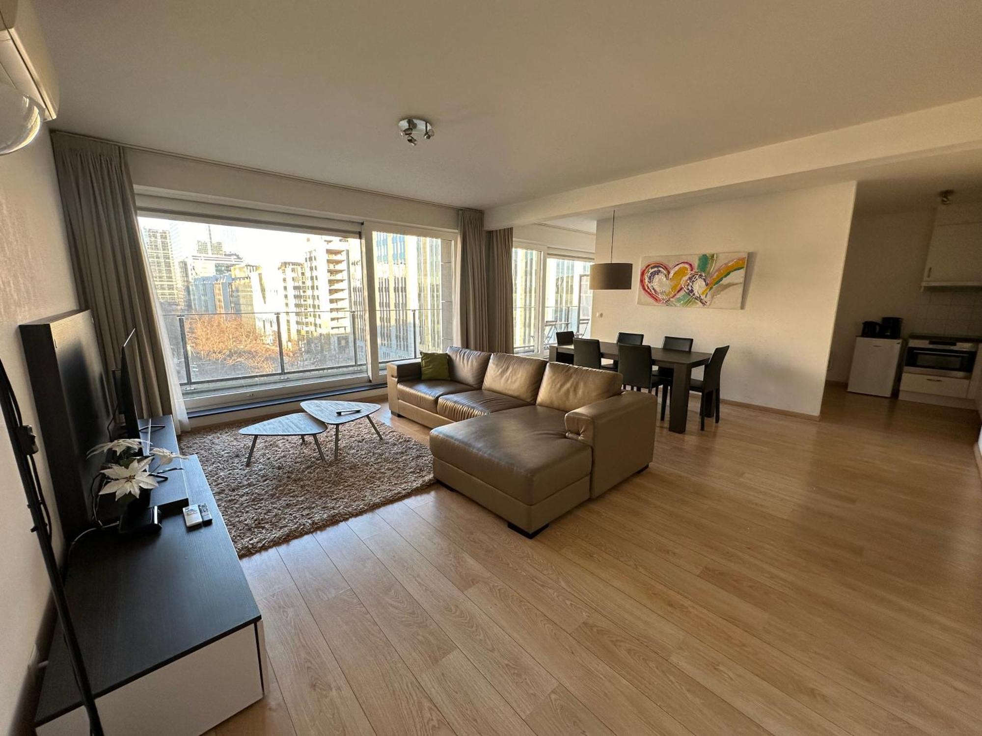 2 Bedroom Apartment In Center With Balcony Brussel Buitenkant foto