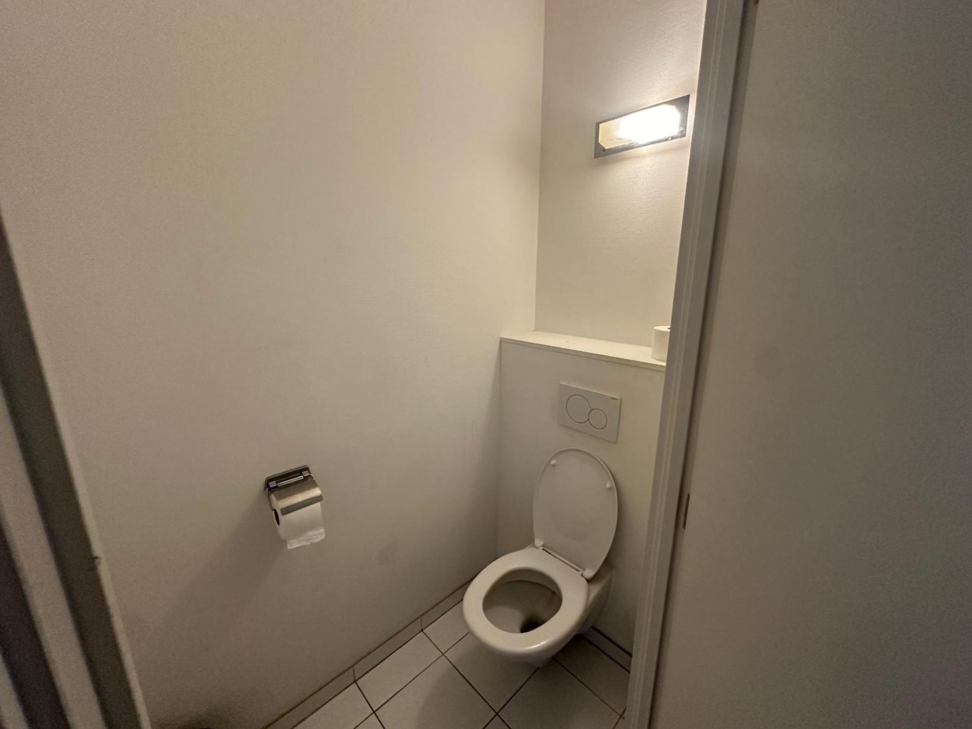 2 Bedroom Apartment In Center With Balcony Brussel Buitenkant foto