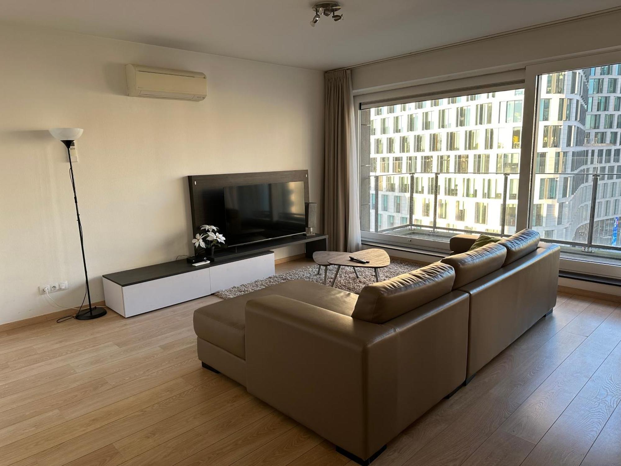 2 Bedroom Apartment In Center With Balcony Brussel Buitenkant foto