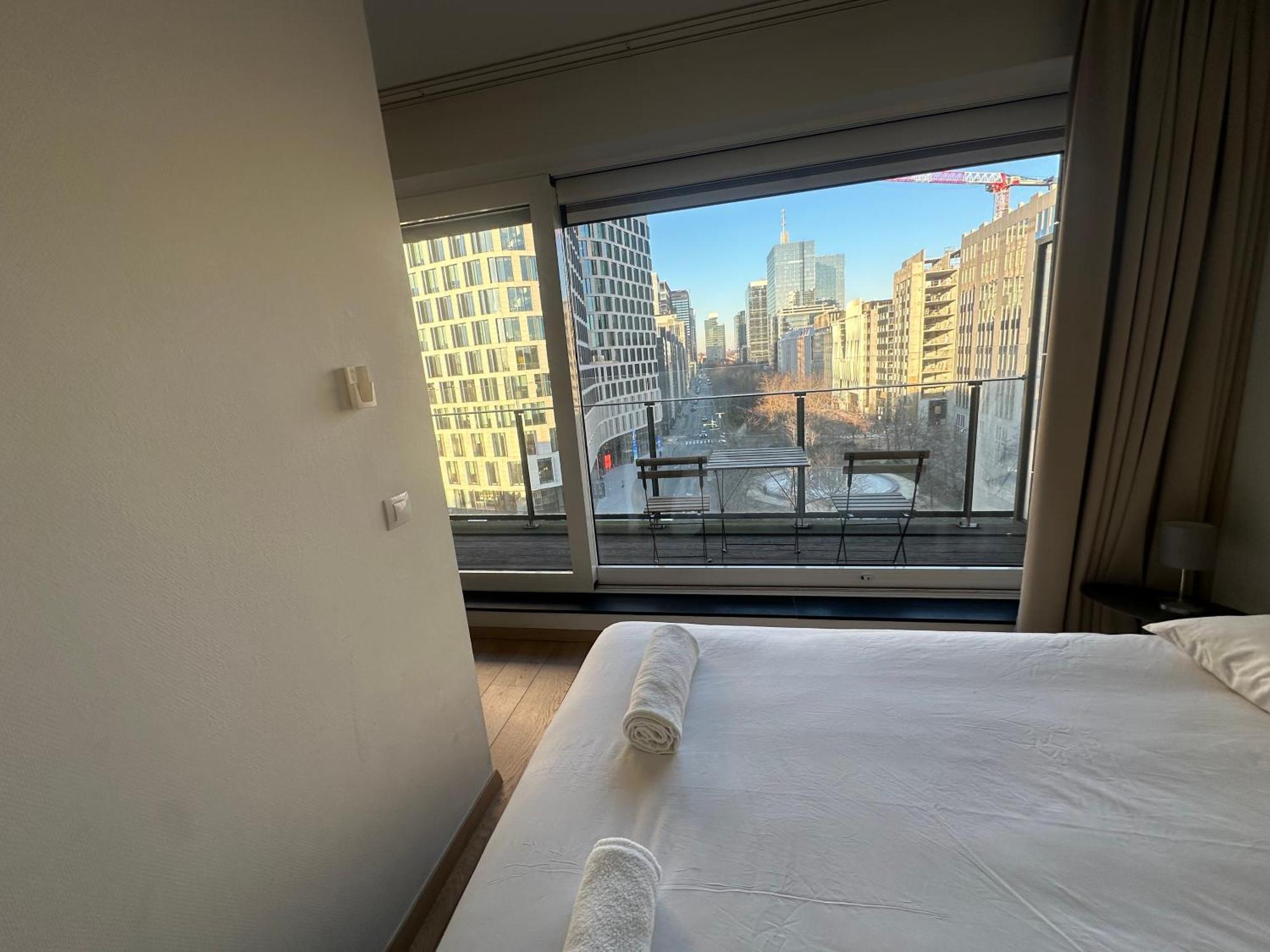 2 Bedroom Apartment In Center With Balcony Brussel Buitenkant foto